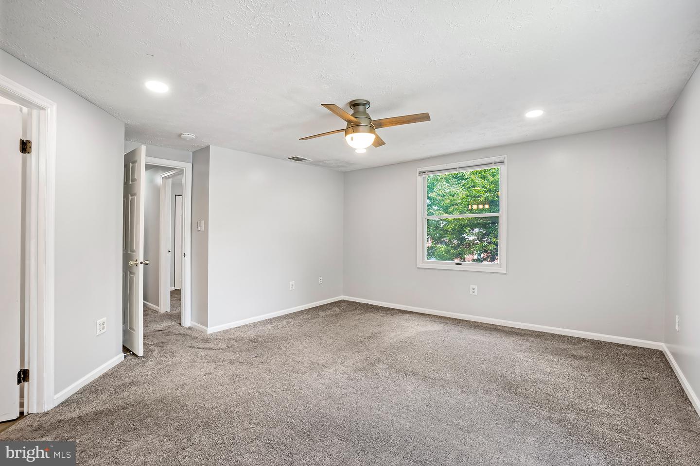 811 Stratford Way #e Property Photo 19