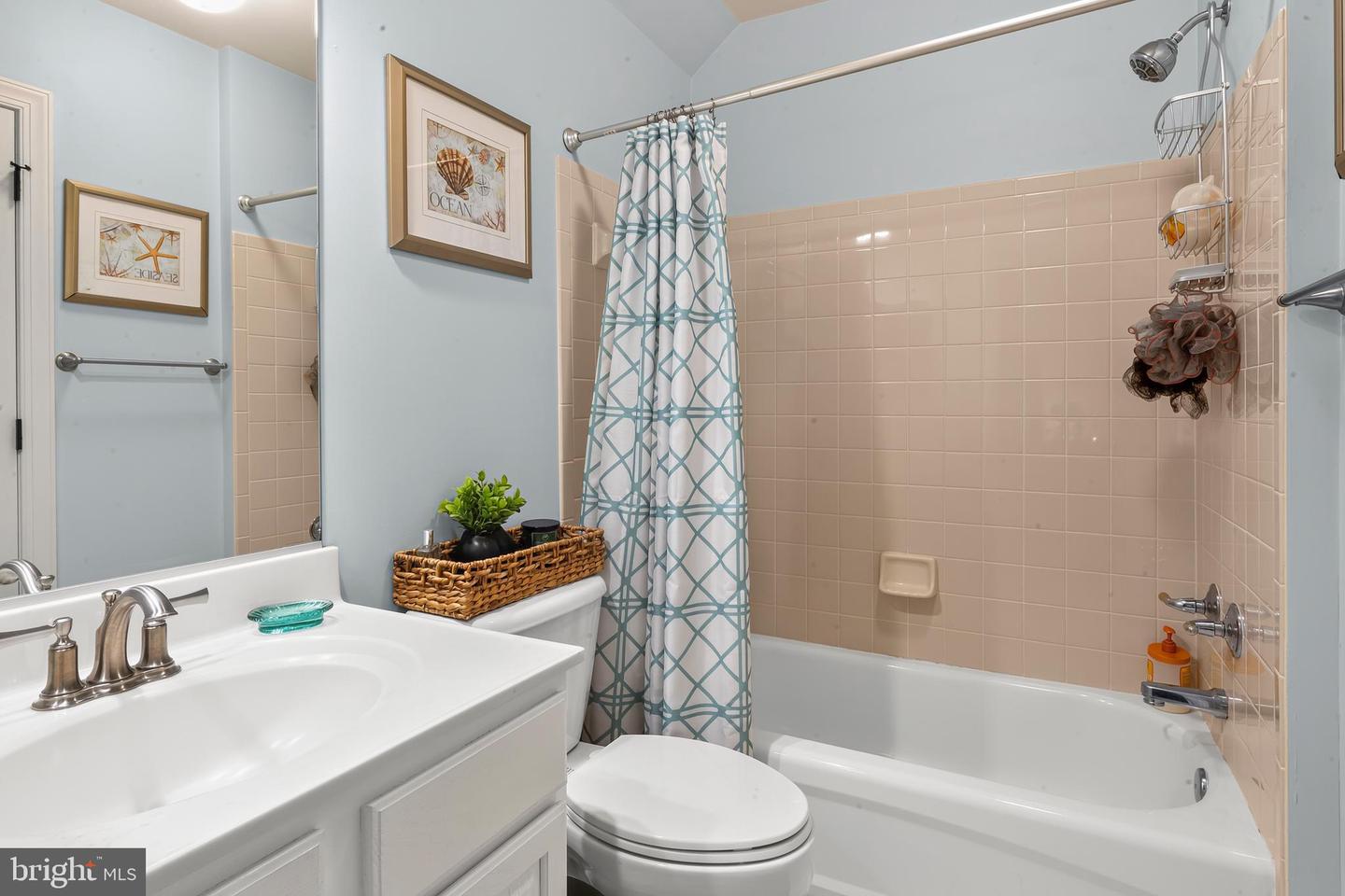 8100 Worthington Manor Pl Property Photo 52