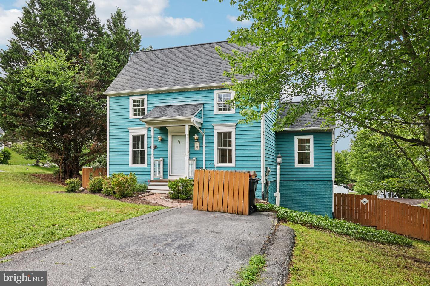 6650 Lake Front Ct Property Photo 8