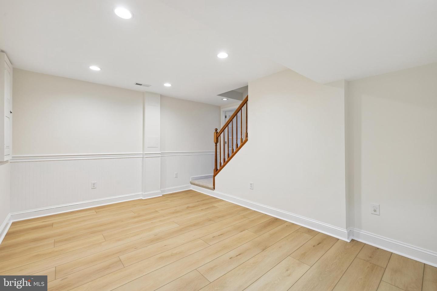 6650 Lake Front Ct Property Photo 37