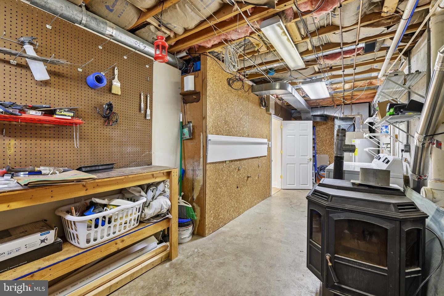 6650 Lake Front Ct Property Photo 40