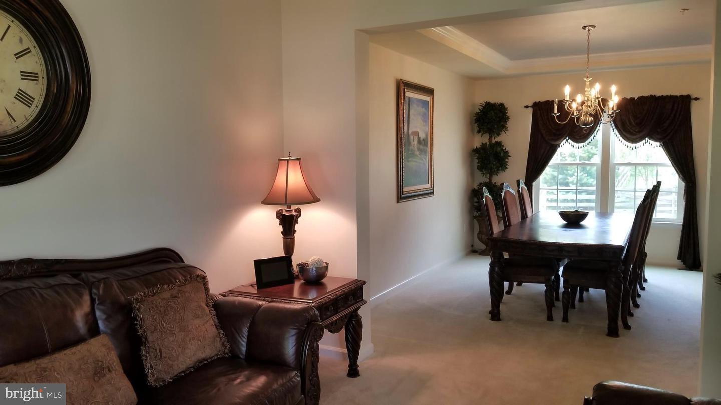 9107 Seward St Property Photo 10