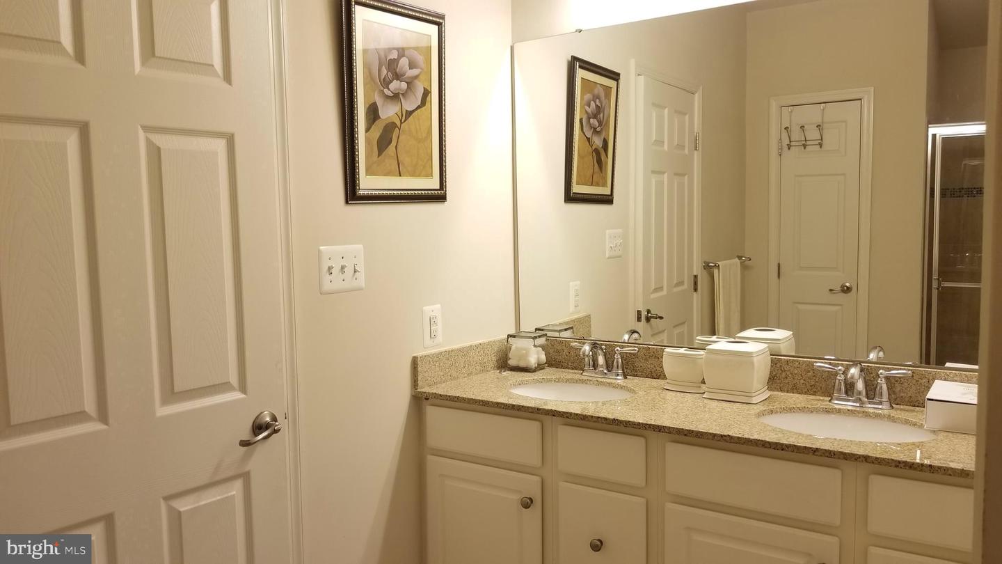 9107 Seward St Property Photo 13