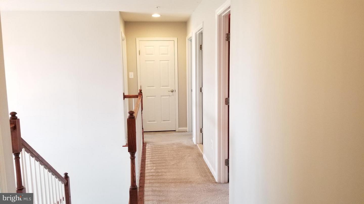 9107 Seward St Property Photo 14