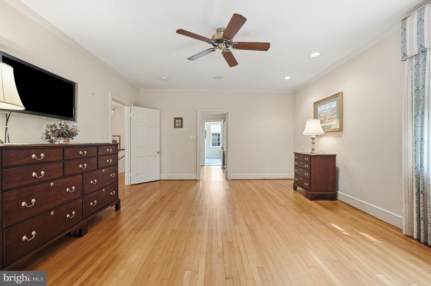 310 Upper College Ter Property Photo 39