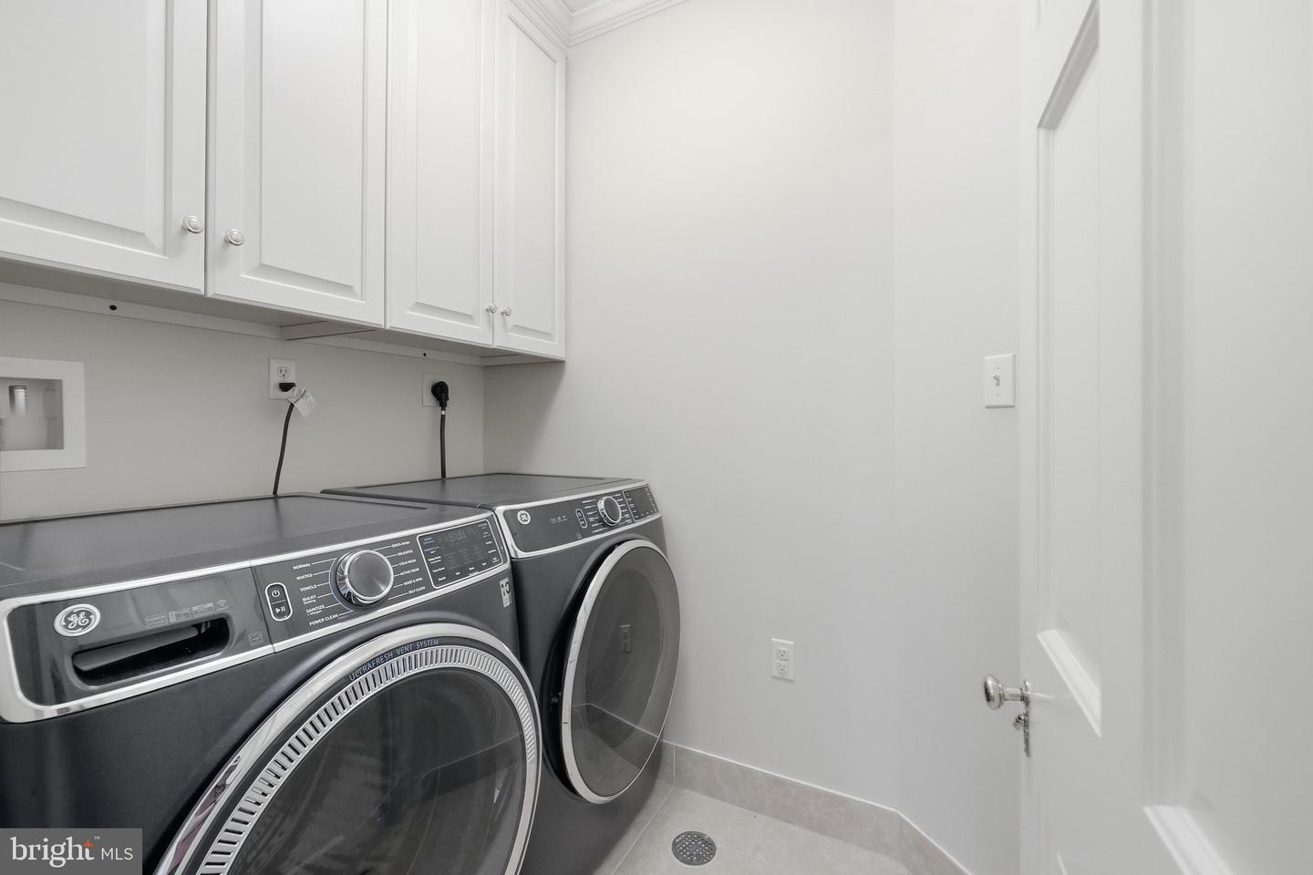 310 Upper College Ter Property Photo 51