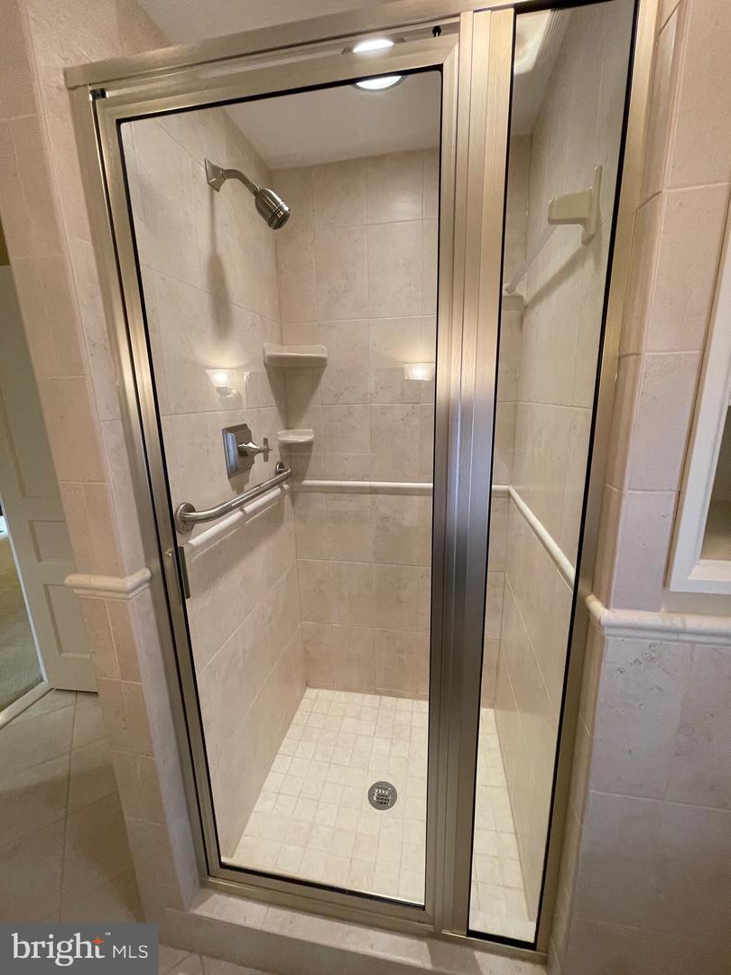 310 Upper College Ter Property Photo 101