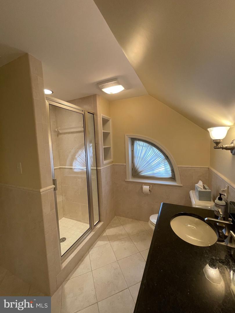 310 Upper College Ter Property Photo 102