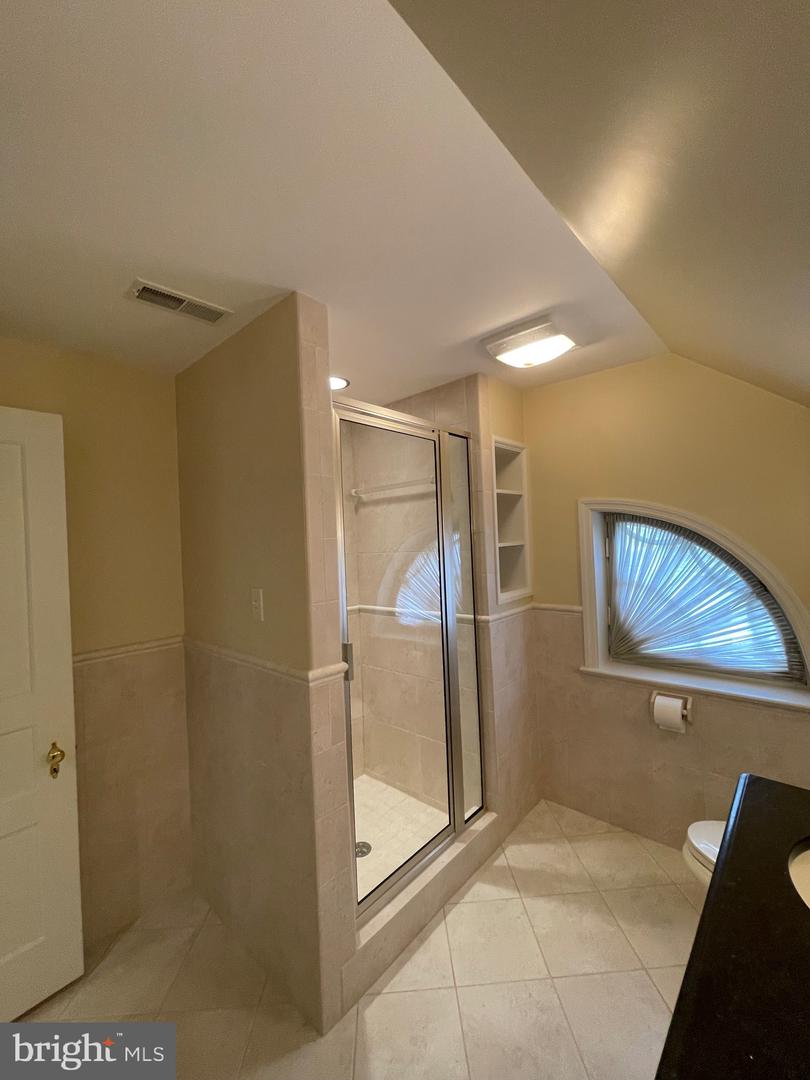 310 Upper College Ter Property Photo 103