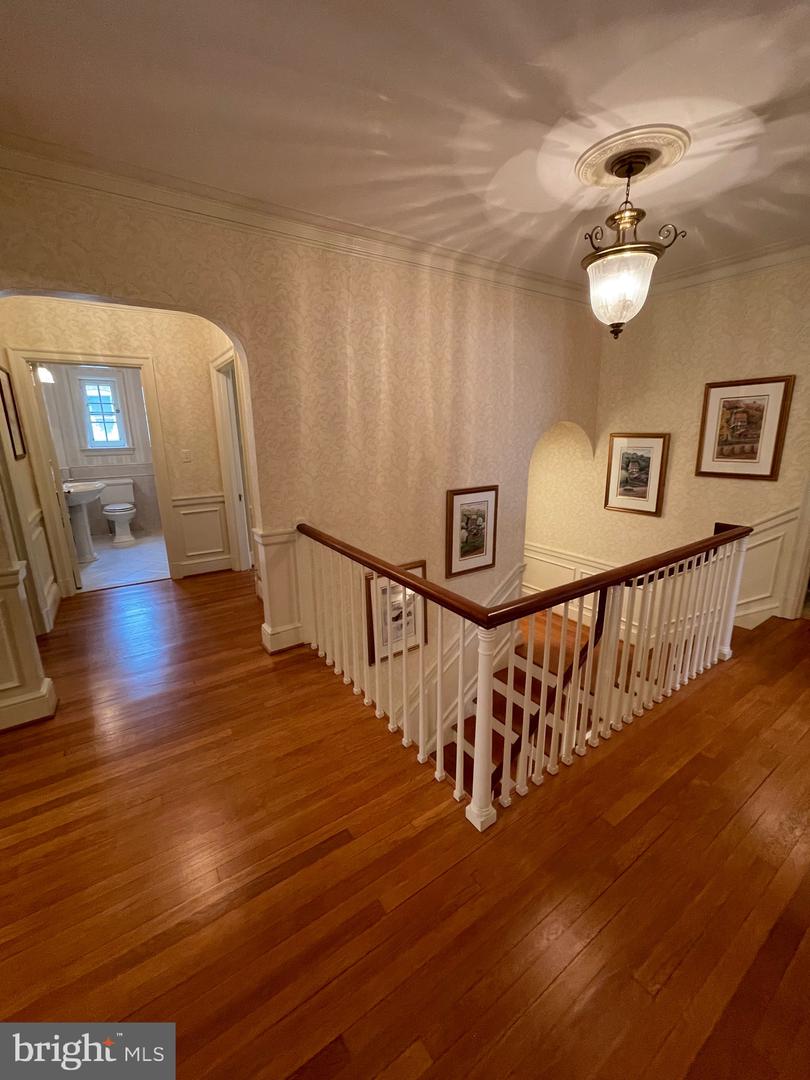 310 Upper College Ter Property Photo 111