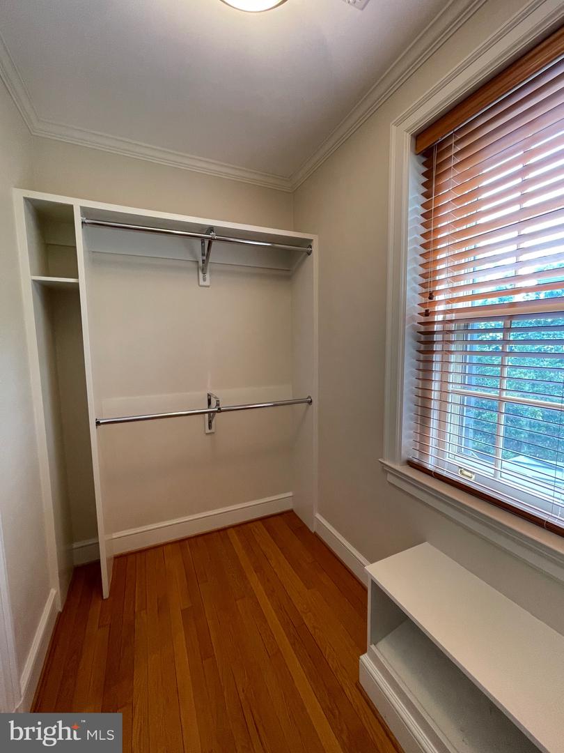 310 Upper College Ter Property Photo 113