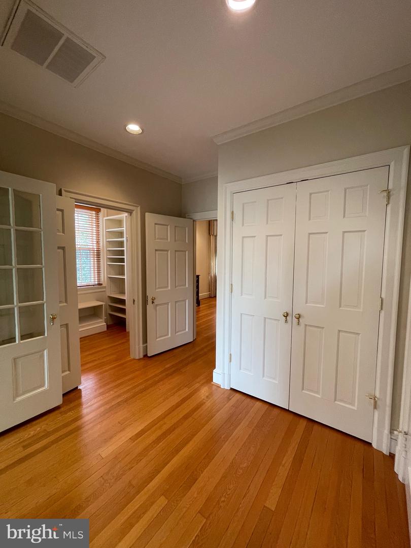 310 Upper College Ter Property Photo 115