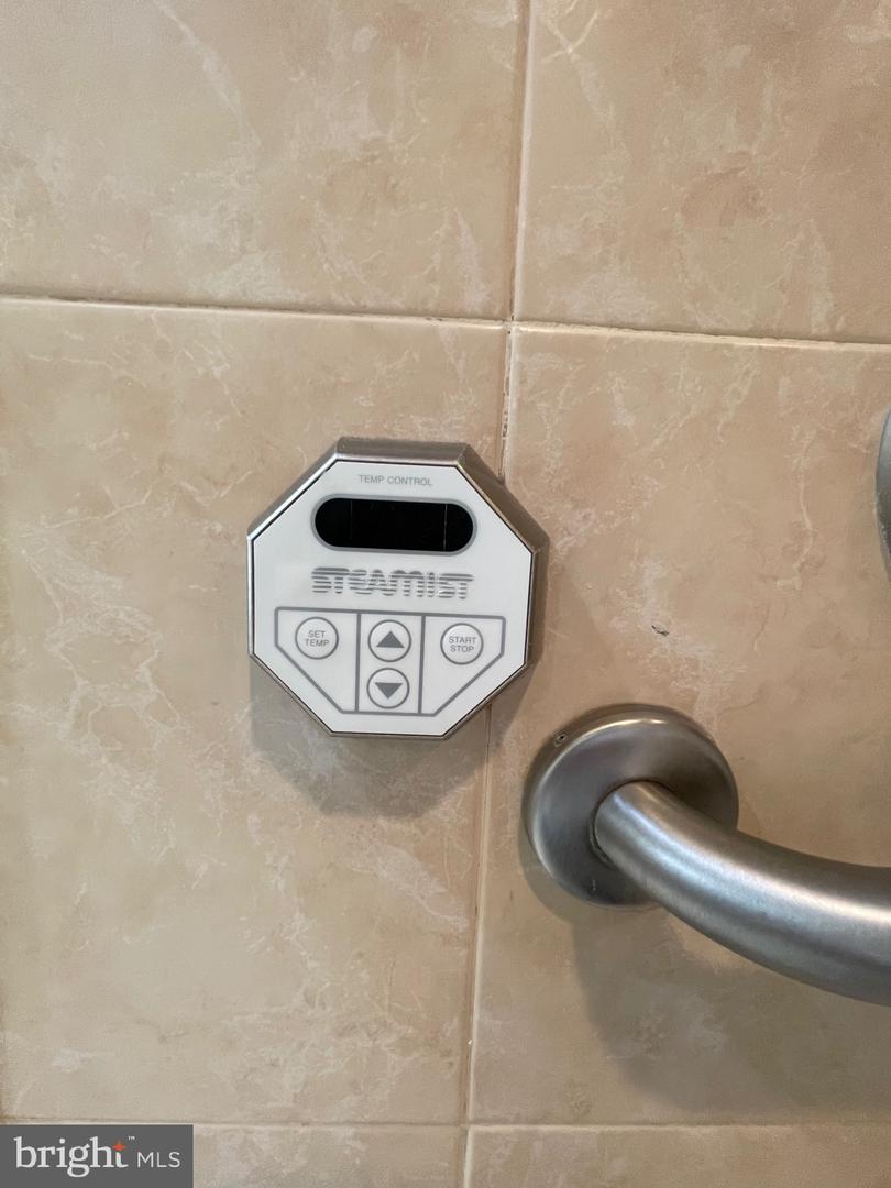 310 Upper College Ter Property Photo 120