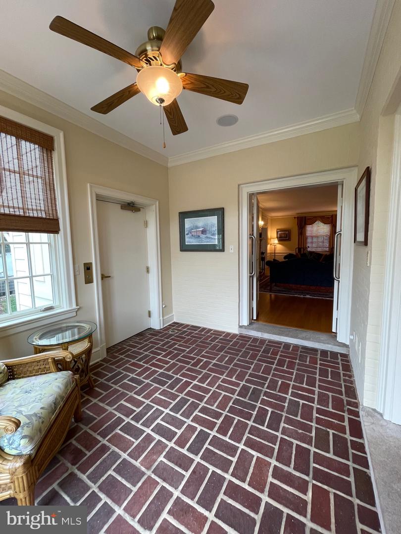 310 Upper College Ter Property Photo 133