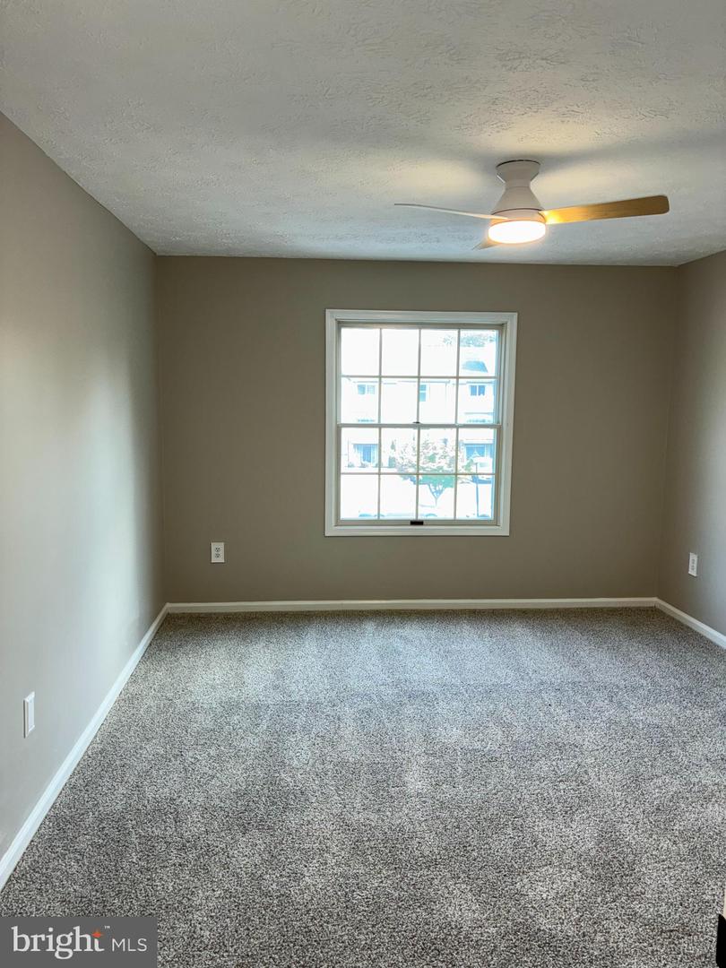 815 Stratford Way #m Property Photo 16