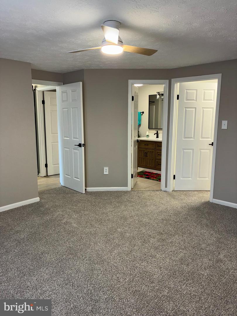 815 Stratford Way #m Property Photo 19