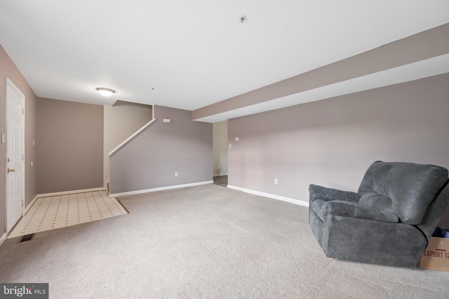 108 Stull Ct Property Photo 3