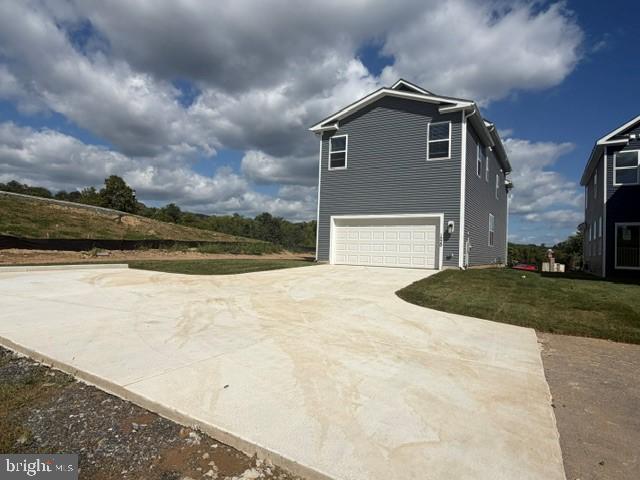 1520 Ripplecreek Dr Property Photo 3
