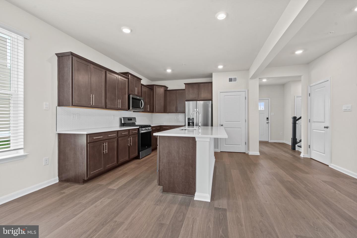 1520 Ripplecreek Dr Property Photo 11
