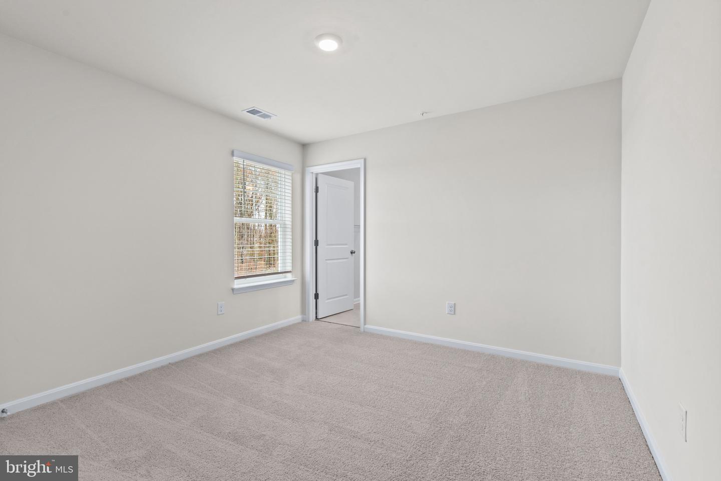 1520 Ripplecreek Dr Property Photo 22