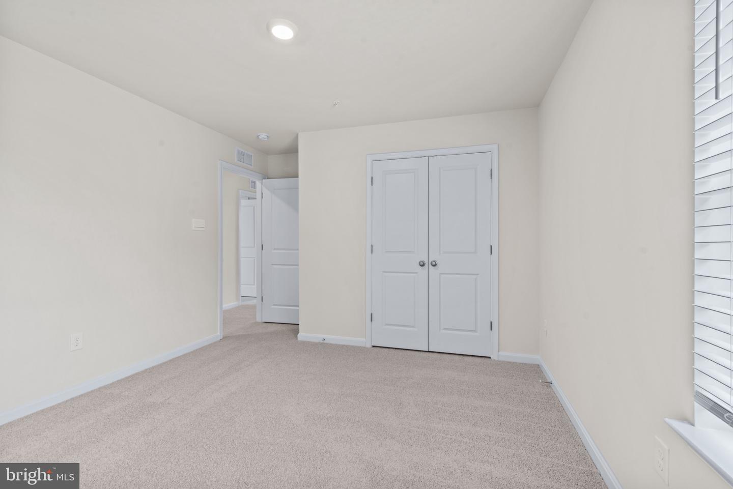 1520 Ripplecreek Dr Property Photo 23