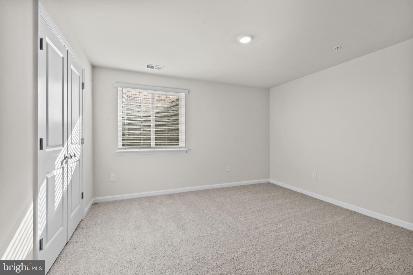 1520 Ripplecreek Dr Property Photo 36