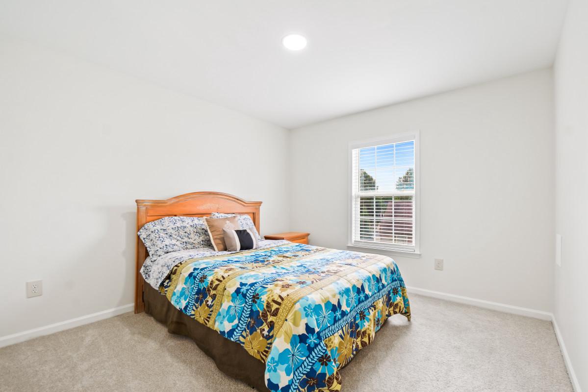 90 Howard Ct Property Photo 30