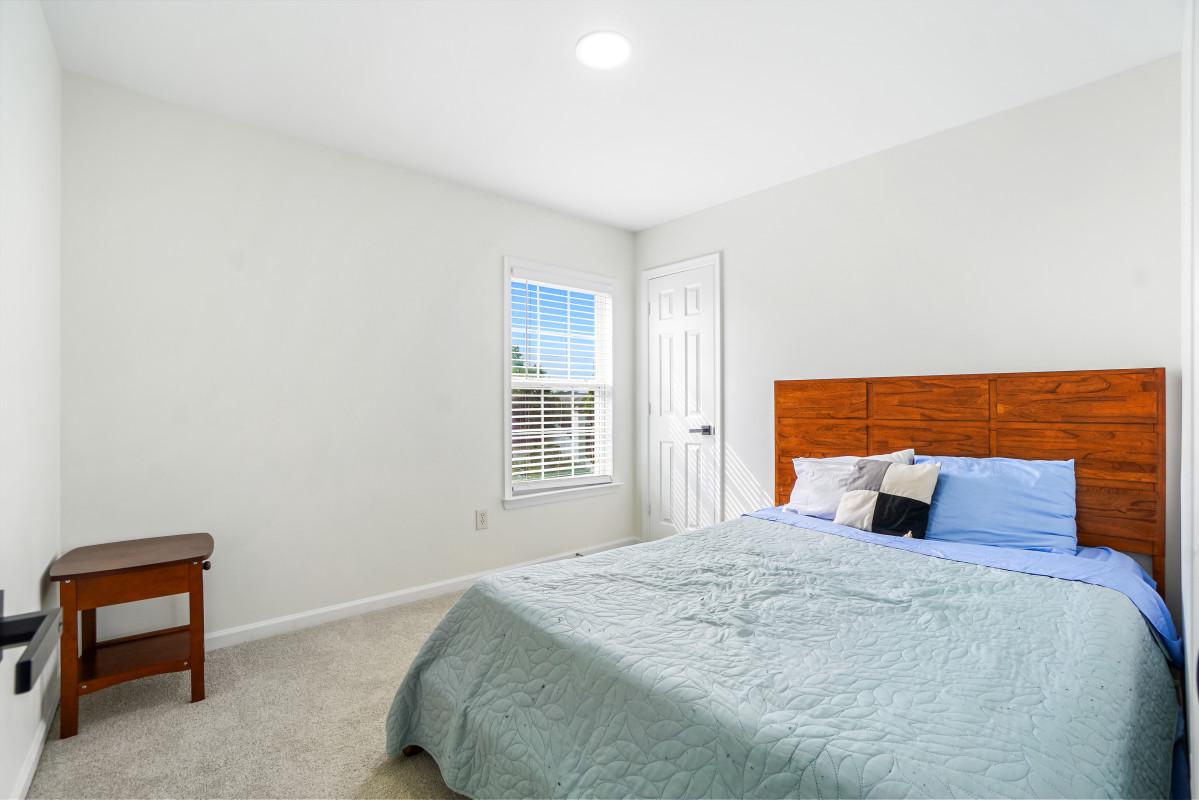 90 Howard Ct Property Photo 34