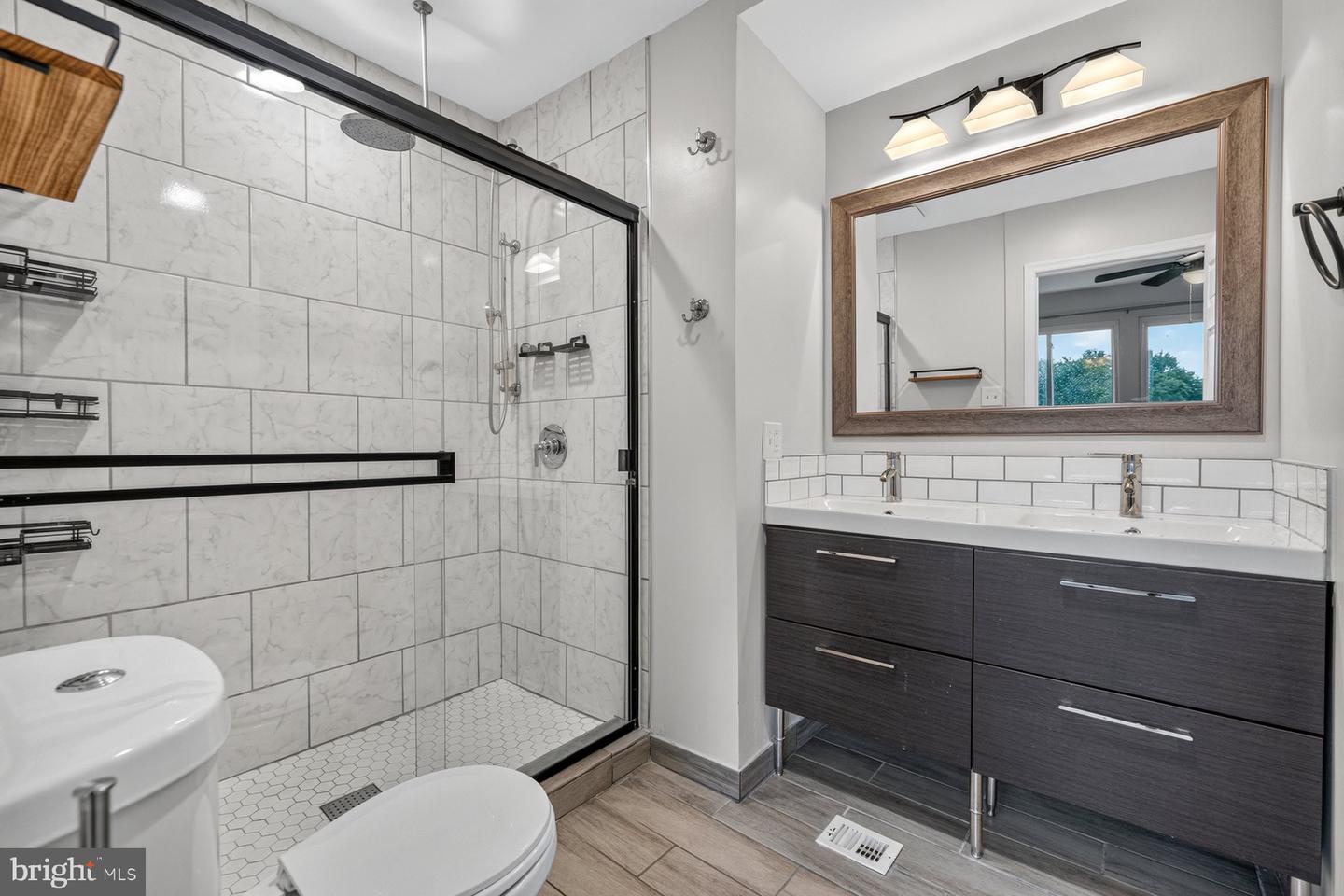 8808 Eureka Ln Property Photo 17
