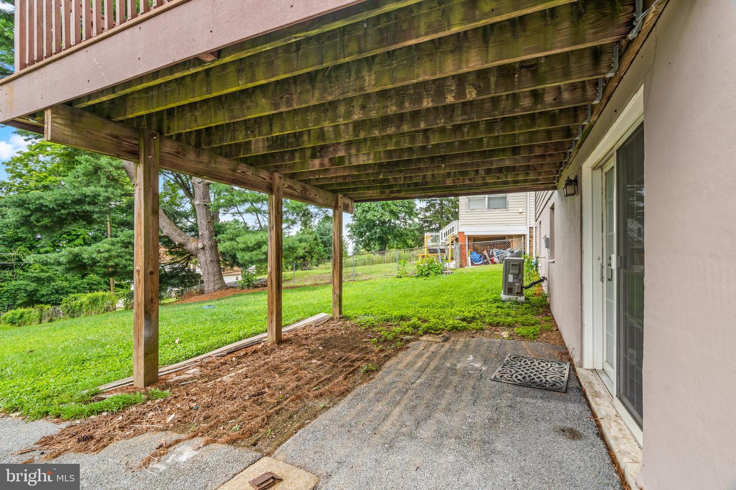 6646 Jefferson Blvd Property Photo 24