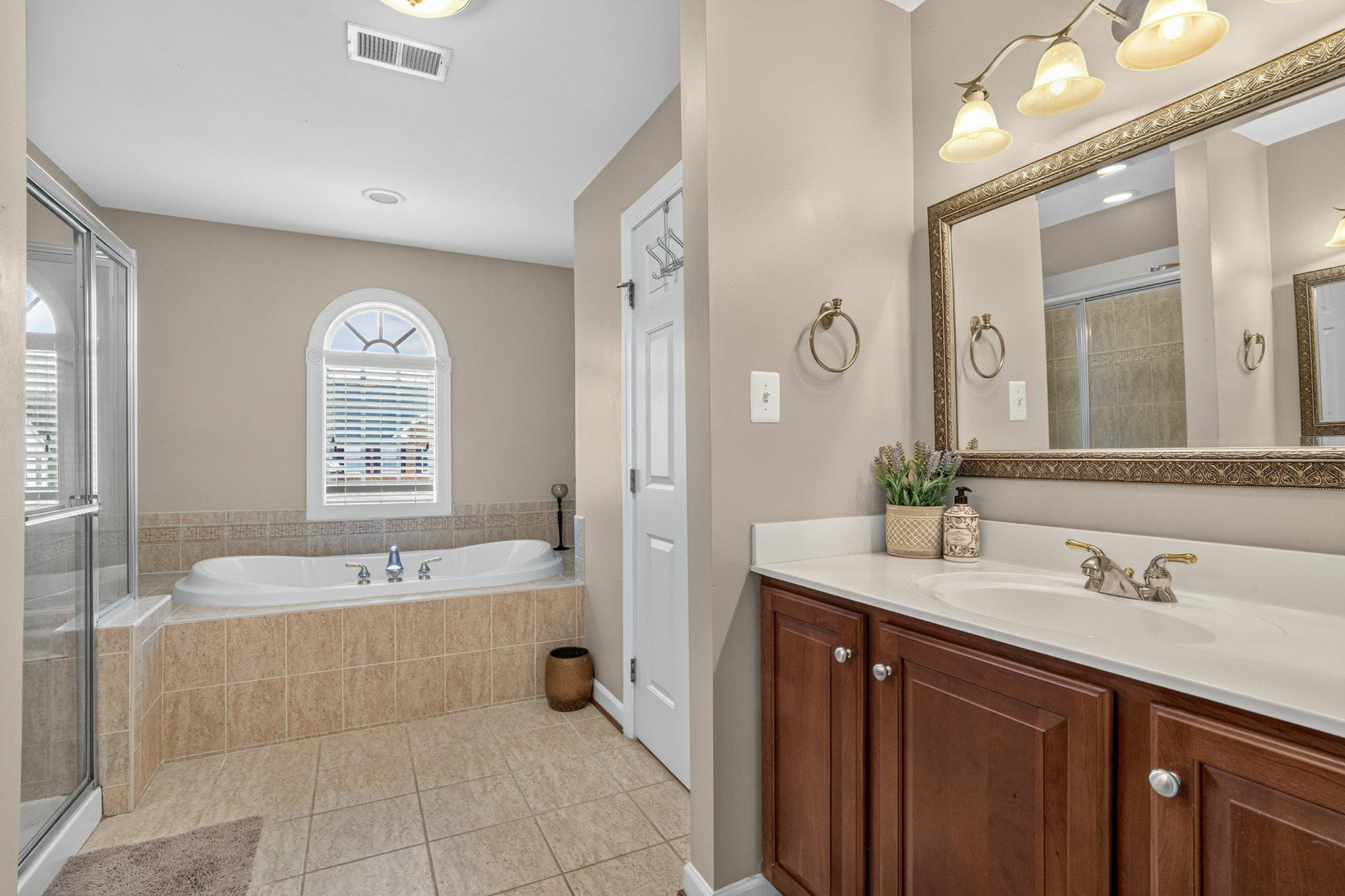 9202 Charterhouse Rd Property Photo 32
