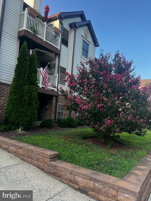 808 STRATFORD WAY #D Property Photo 1