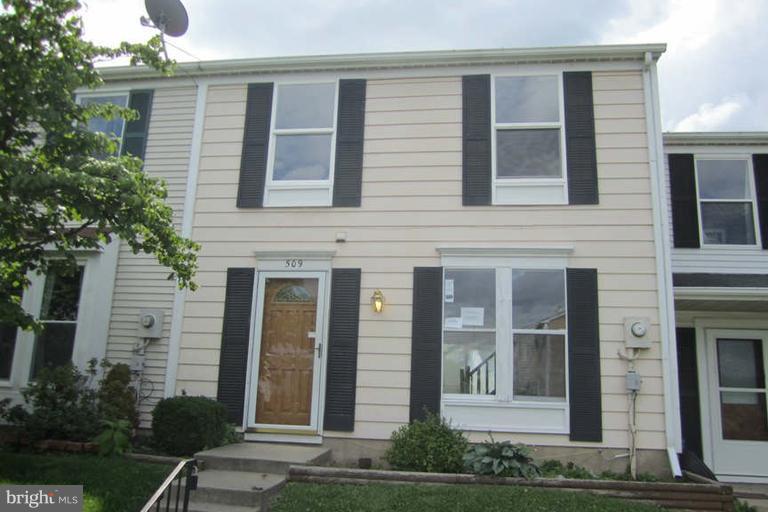 509 BEEBE CT Property Photo 1