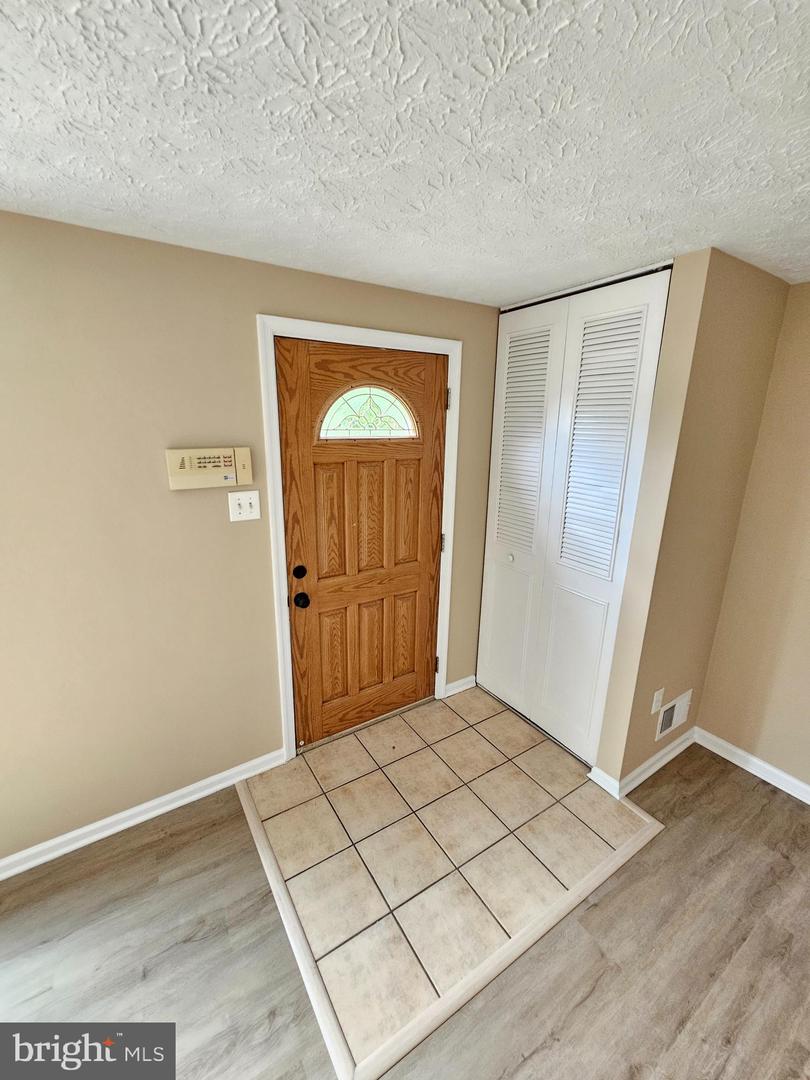 509 Beebe Ct Property Photo 2