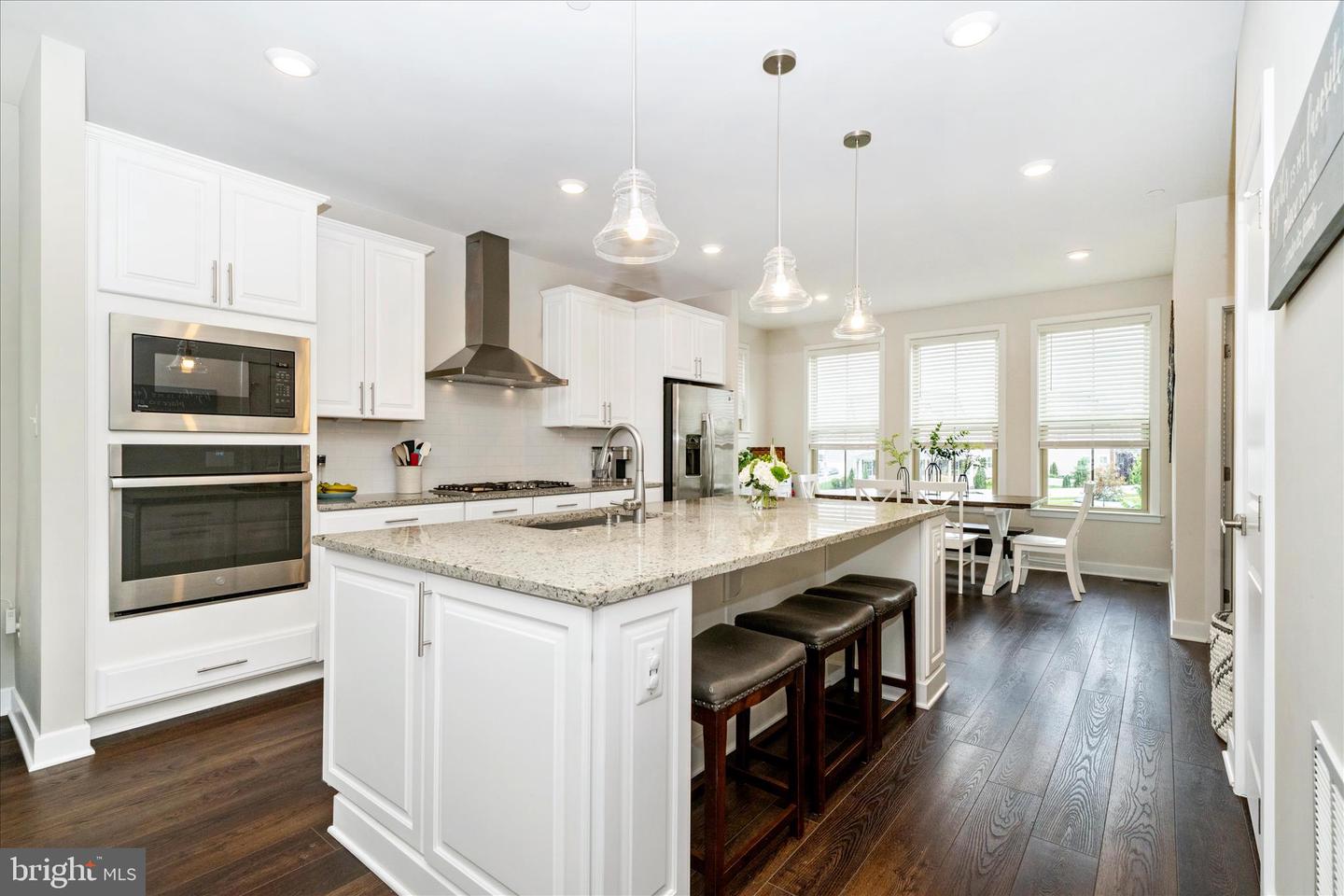 4730 Black Eyed Susan Mews Property Photo 15