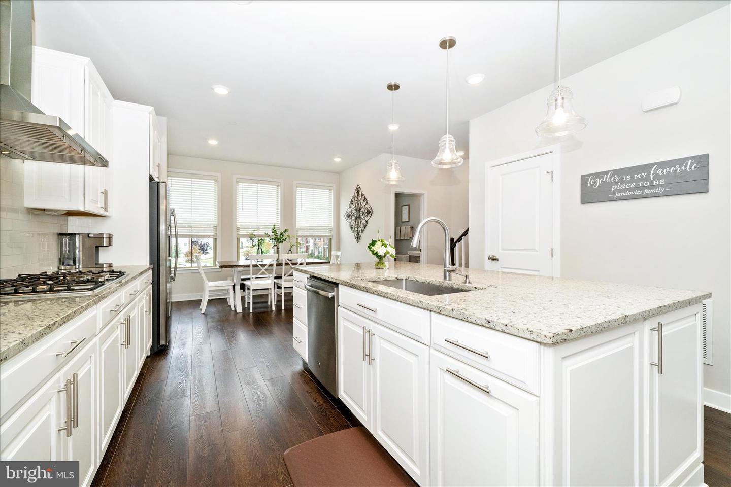 4730 Black Eyed Susan Mews Property Photo 16