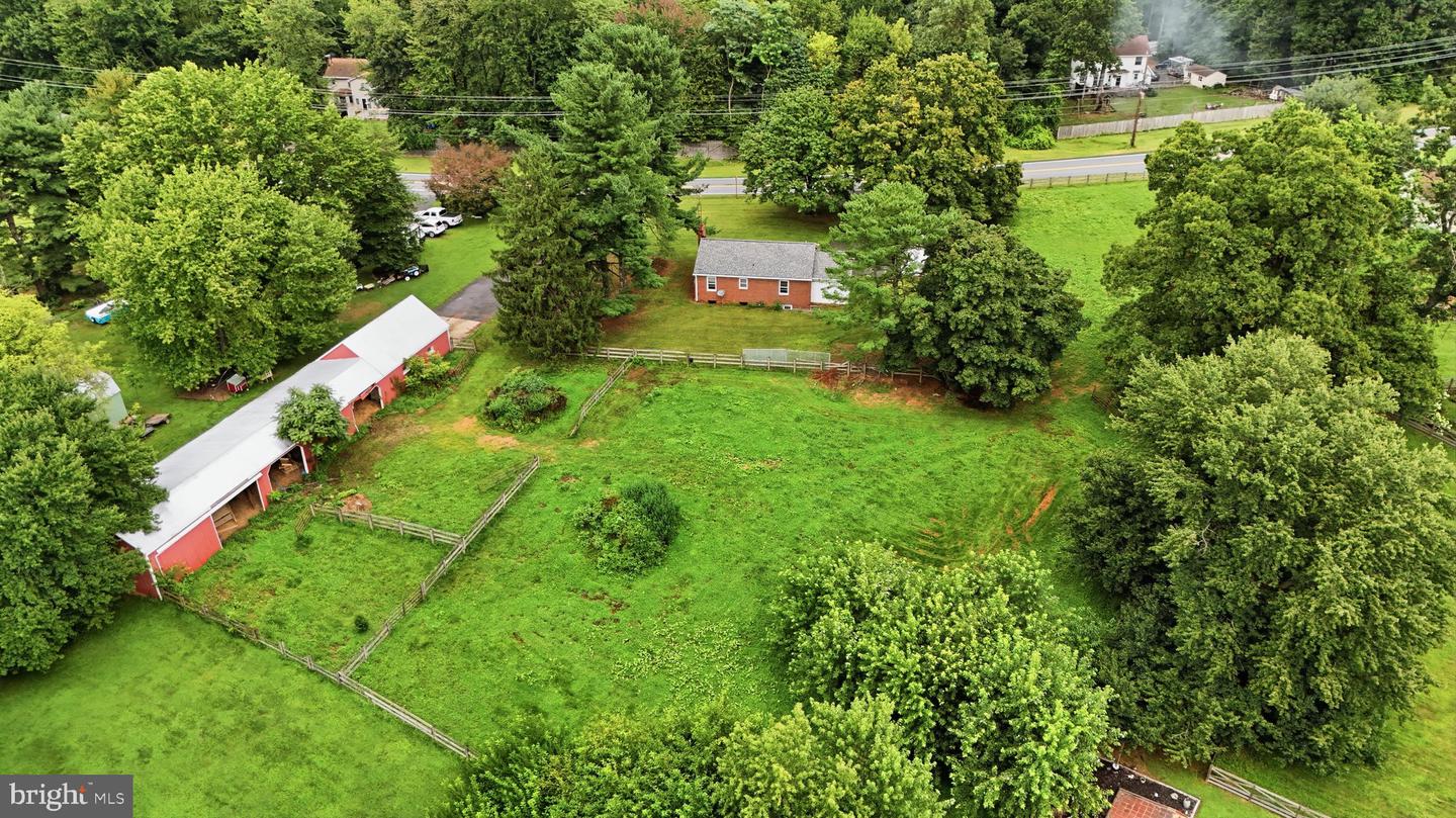 11703 Fingerboard Rd Property Photo 1