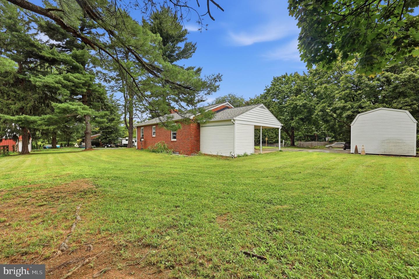 11703 Fingerboard Rd Property Photo 24