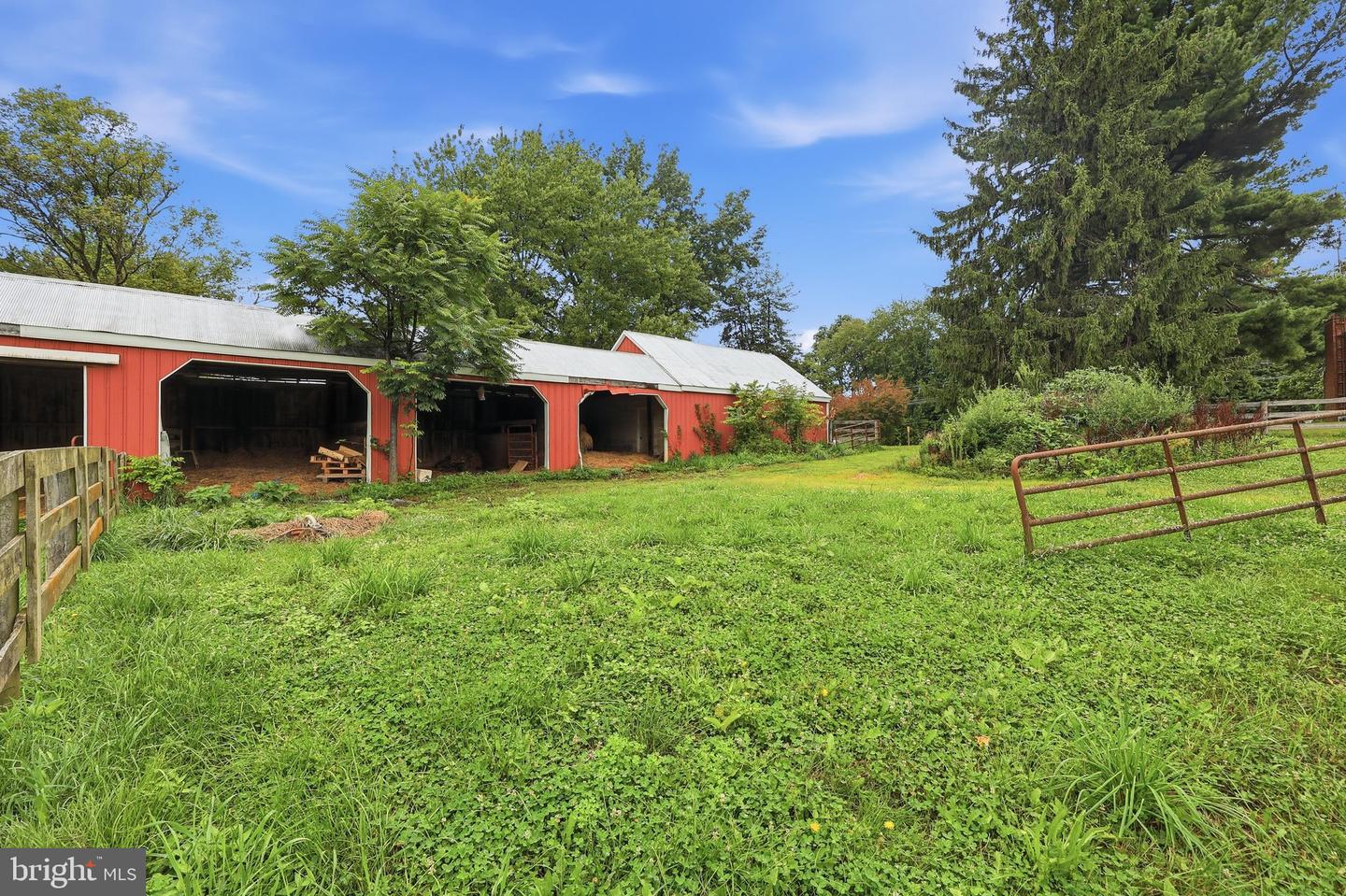 11703 Fingerboard Rd Property Photo 29