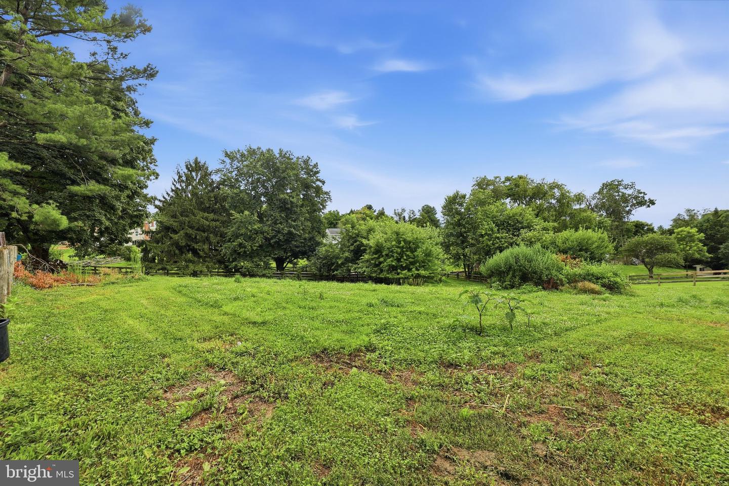 11703 Fingerboard Rd Property Photo 30