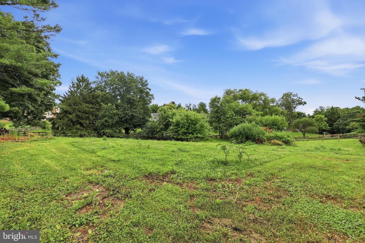 11703 Fingerboard Rd Property Photo 31