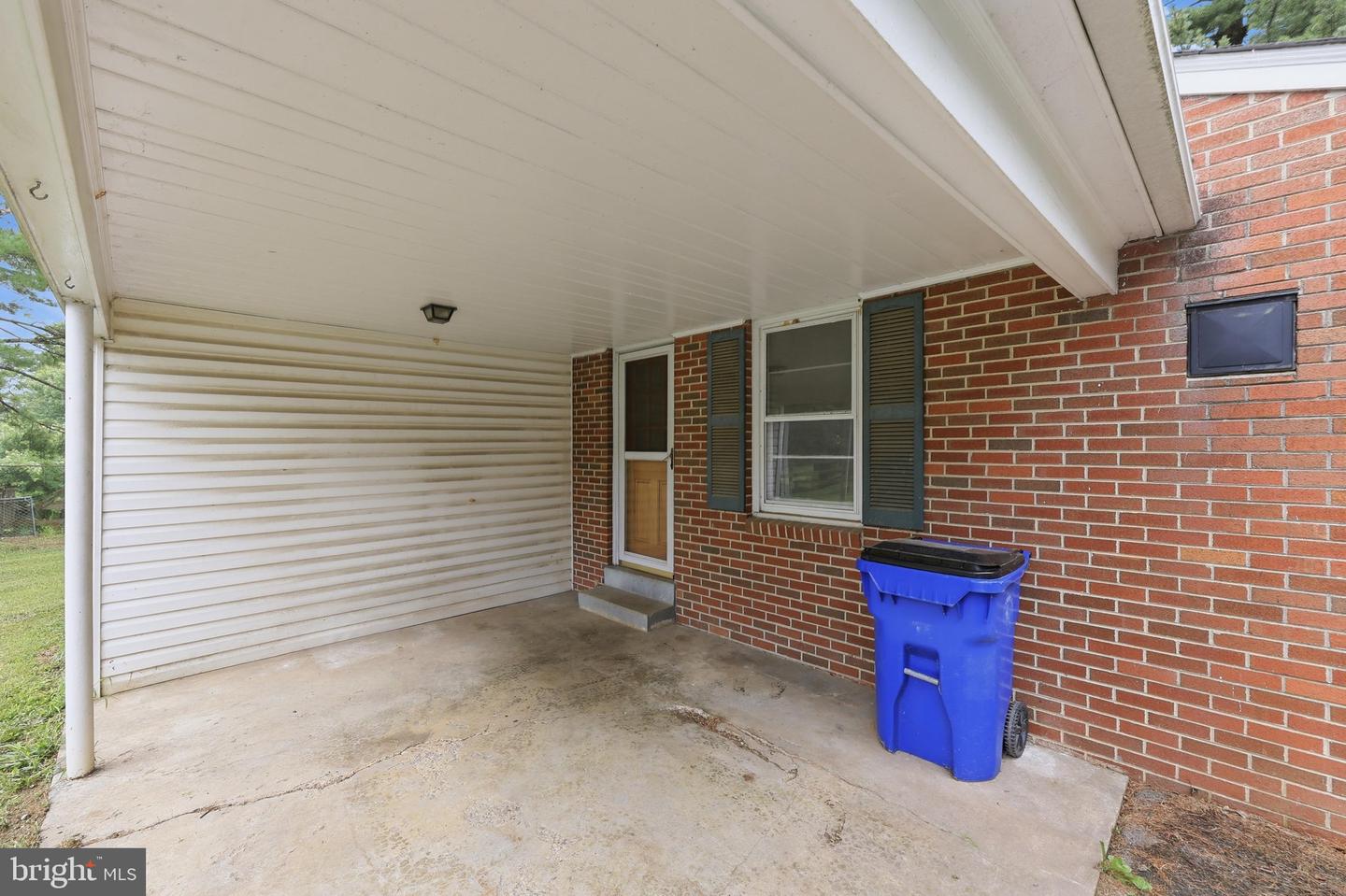 11703 Fingerboard Rd Property Photo 39