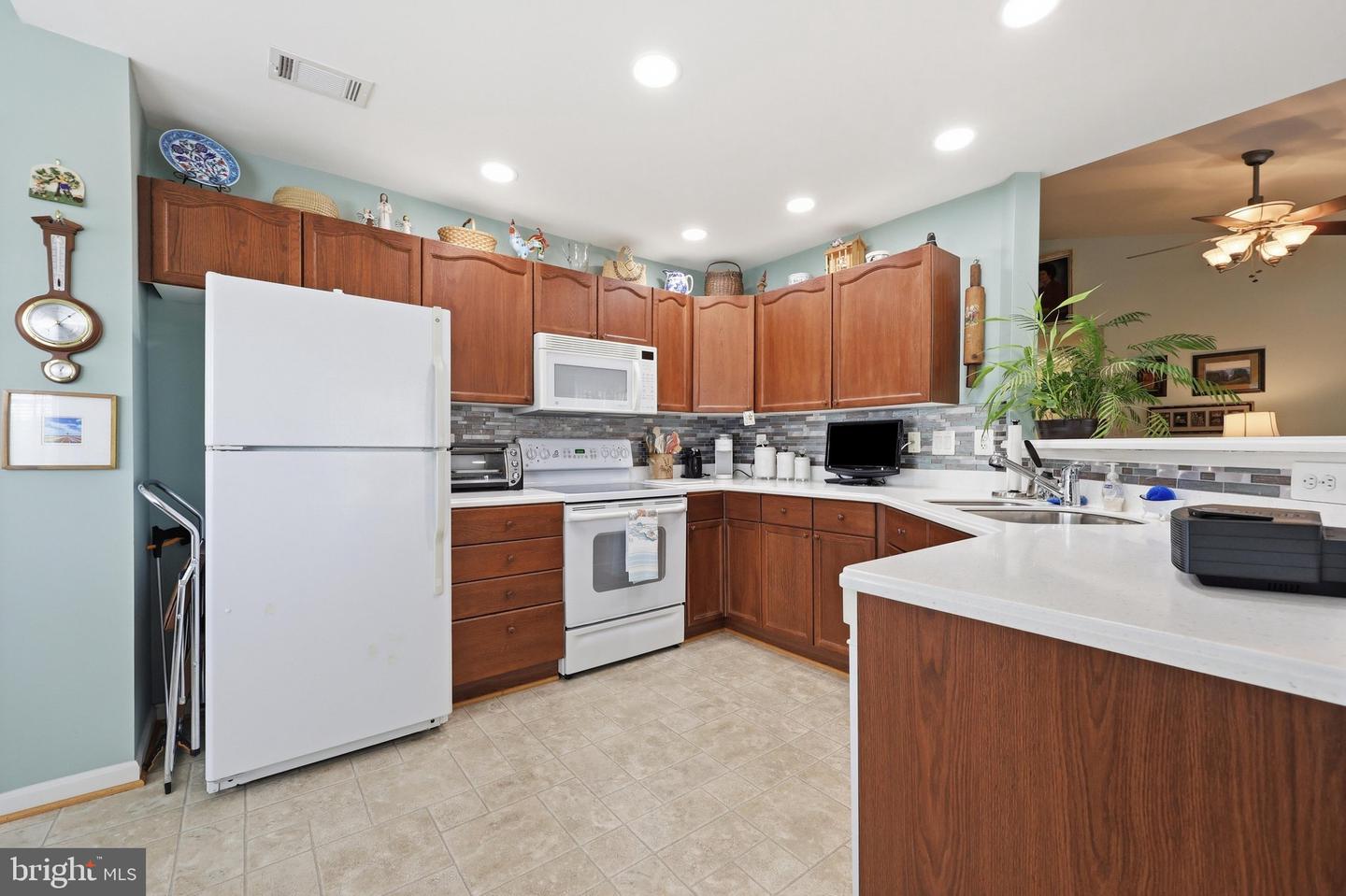 2501 Coleridge Dr #3a Property Photo 16