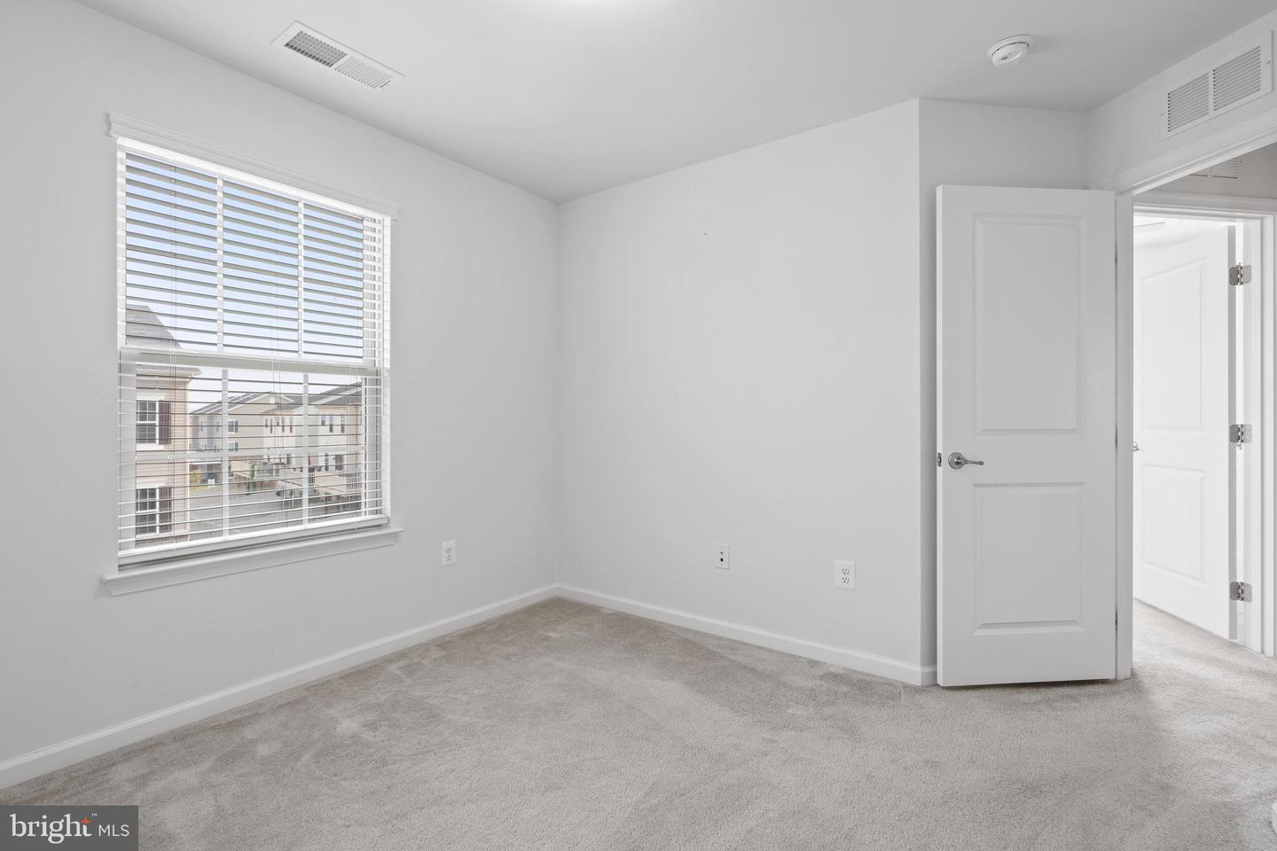 6252 Alexa St Property Photo 16