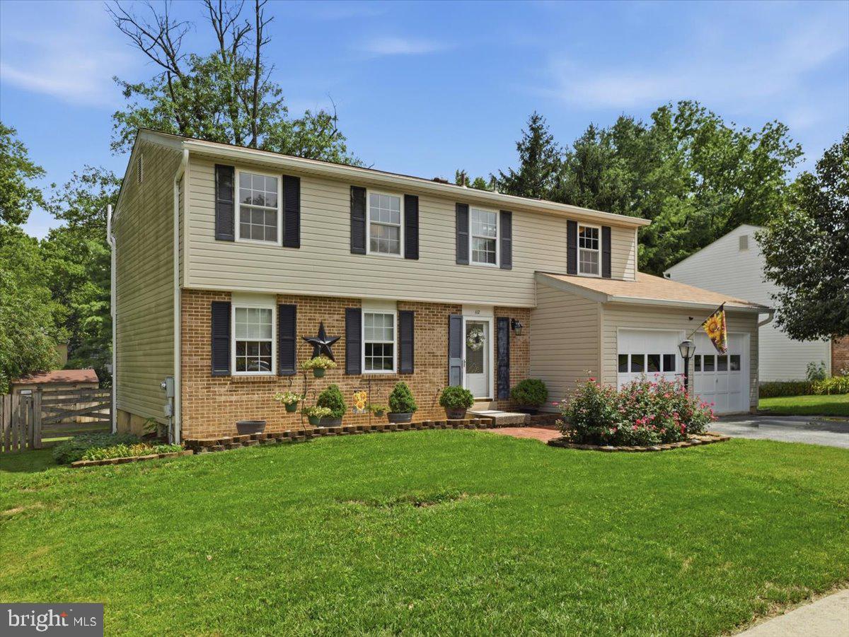 112 Glade Blvd Property Photo 40