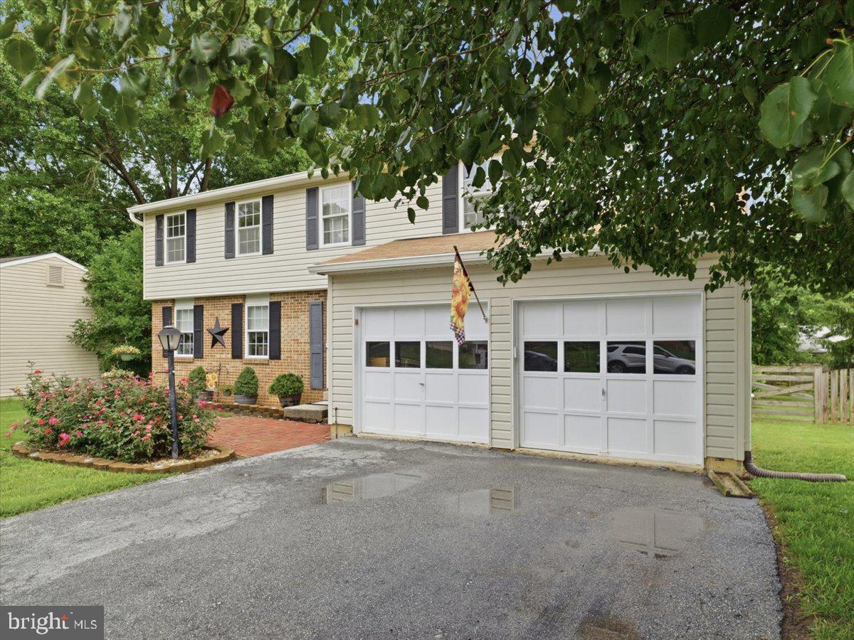 112 Glade Blvd Property Photo 41