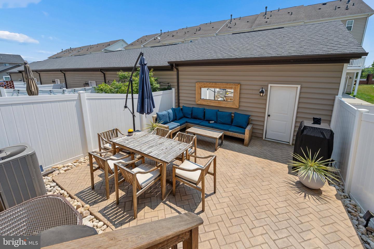 1132 Holden Rd Property Photo 5