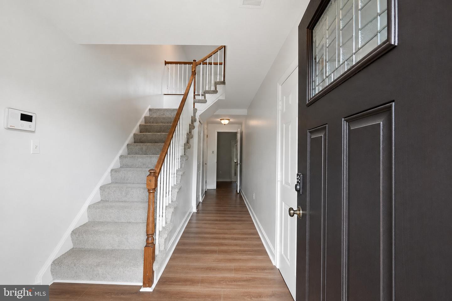 18 Victoria Sq Property Photo 1