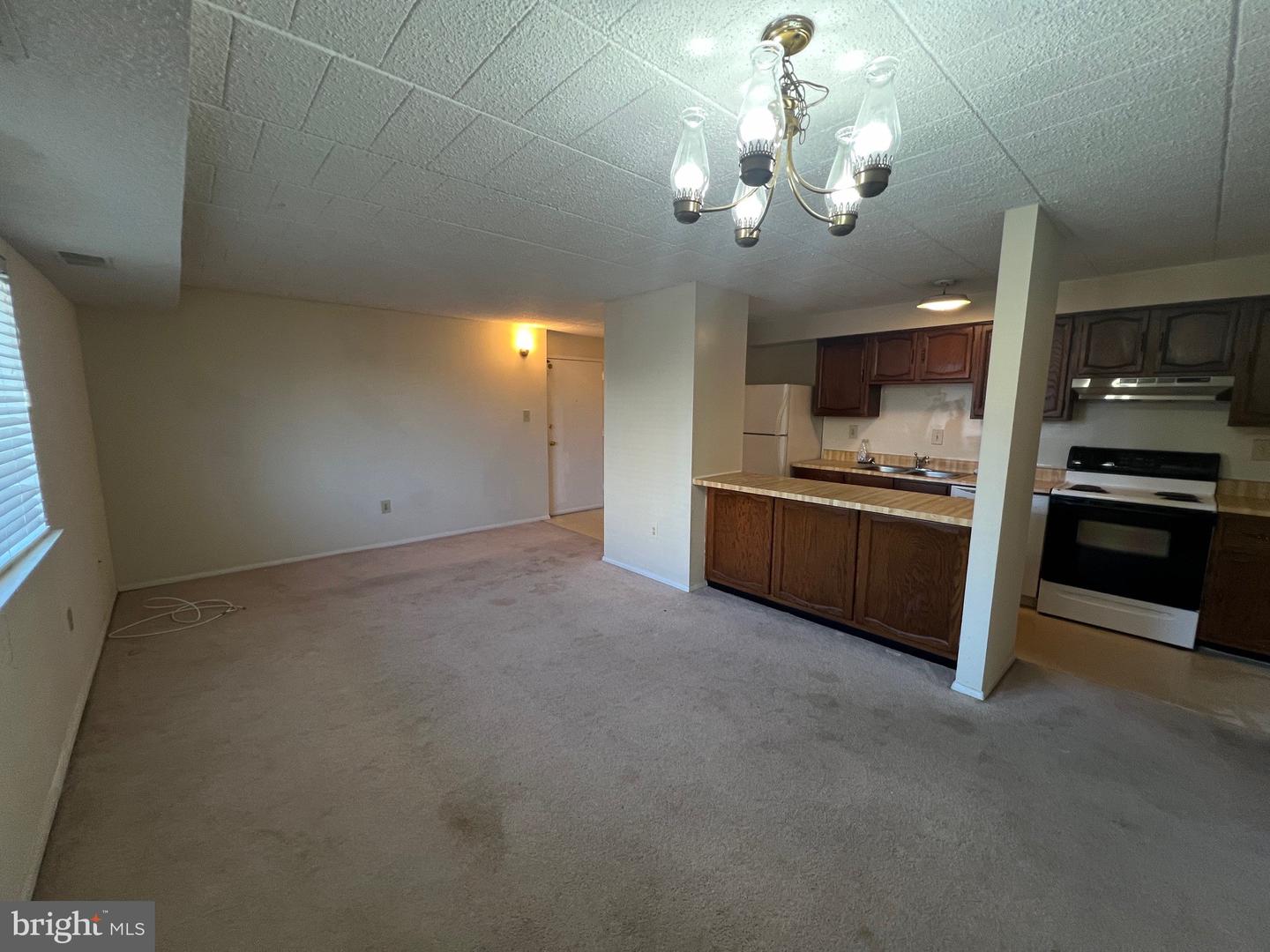 1001-e Heather Ridge Dr #e Property Photo 3