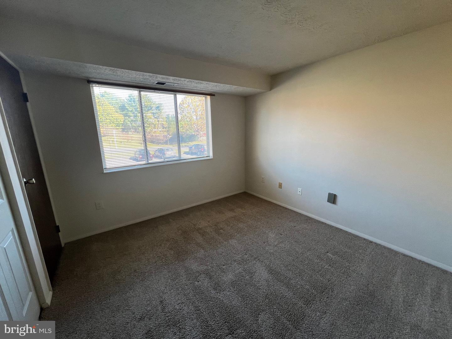 1001-e Heather Ridge Dr #e Property Photo 8
